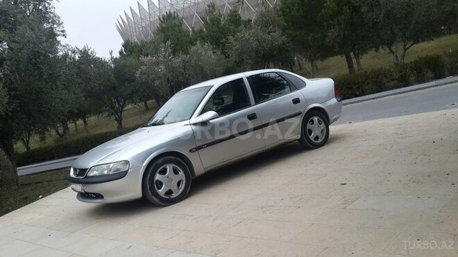 Opel Vectra 1997, 236,000 km - 1.8 l - Bakı
