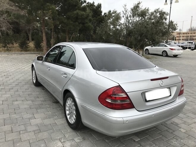 Mercedes E 220 2002, 220,500 km - 2.2 л - Bakı