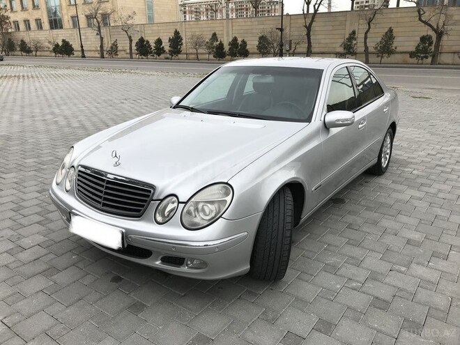 Mercedes E 220 2002, 220,500 km - 2.2 л - Bakı