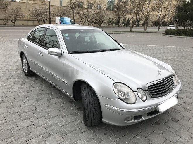 Mercedes E 220 2002, 220,500 km - 2.2 л - Bakı