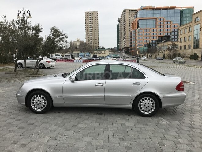 Mercedes E 220 2002, 220,500 km - 2.2 л - Bakı