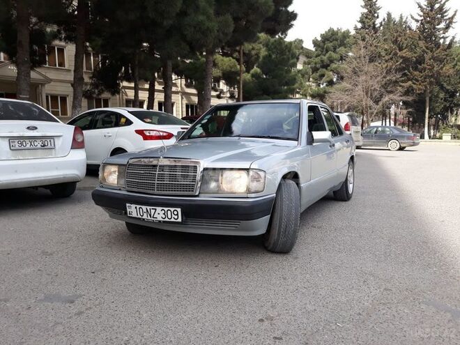 Mercedes 190 1992, 295,555 km - 2.0 л - Bakı