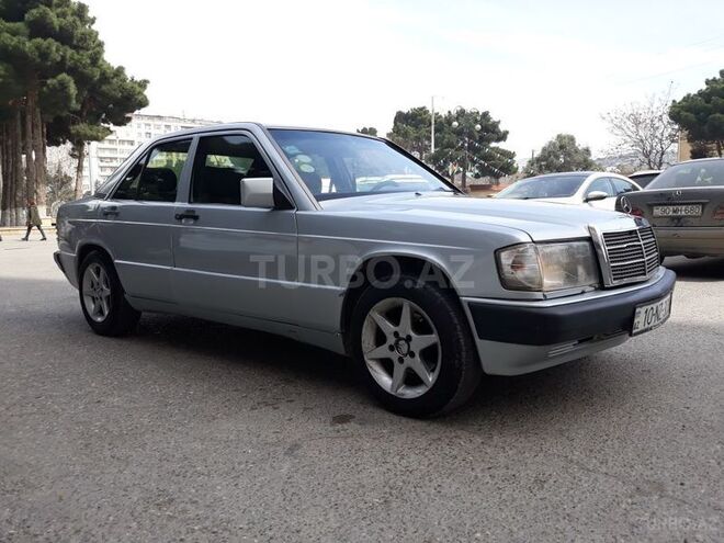 Mercedes 190 1992, 295,555 km - 2.0 л - Bakı