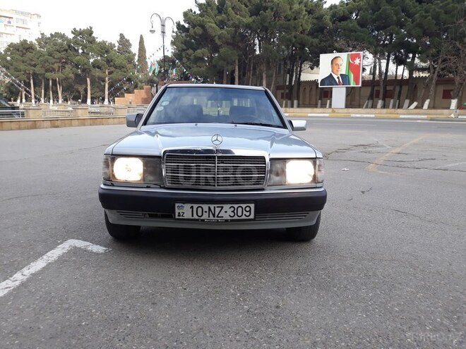Mercedes 190 1992, 295,555 km - 2.0 л - Bakı