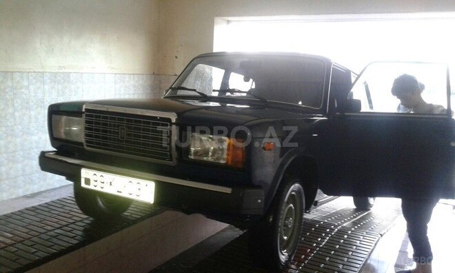 LADA (VAZ) 2107 2009, 84,000 km - 1.6 л - Bakı