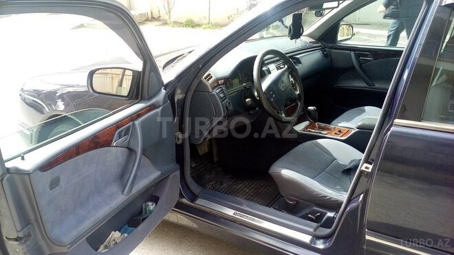 Mercedes E 220 2000, 310,000 km - 2.2 l - Bakı