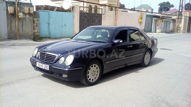 Mercedes E 220 2000, 310,000 km - 2.2 l - Bakı