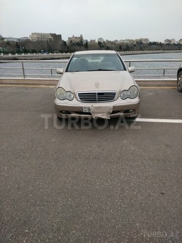 Mercedes C 220 2001, 480,000 km - 2.0 l - Bakı