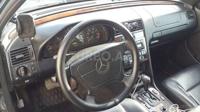 Mercedes C 240 1998, 320,000 km - 2.4 л - Bakı