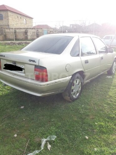 Opel Vectra 1989, 275,080 km - 1.8 l - Bakı
