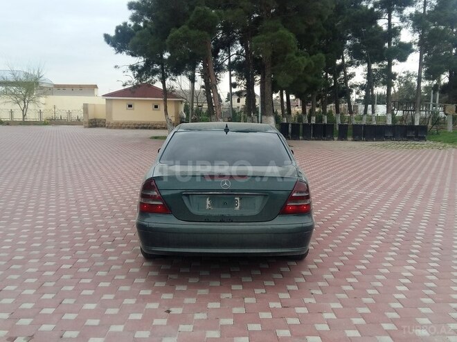 Mercedes E 220 2004, 228,764 km - 2.5 l - Şirvan