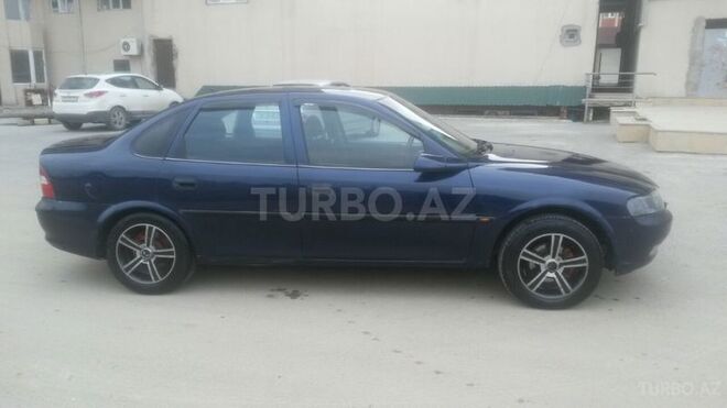 Opel Vectra 1998, 22,000 km - 1.8 л - Bakı