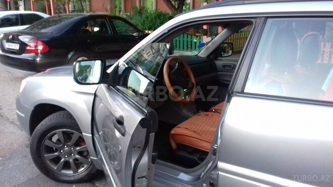Subaru Forester 2007, 213,000 km - 2.0 l - Bakı