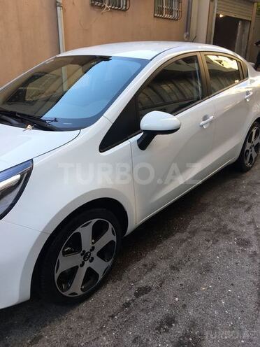 Kia Rio 2015, 121,147 km - 1.6 л - Bakı