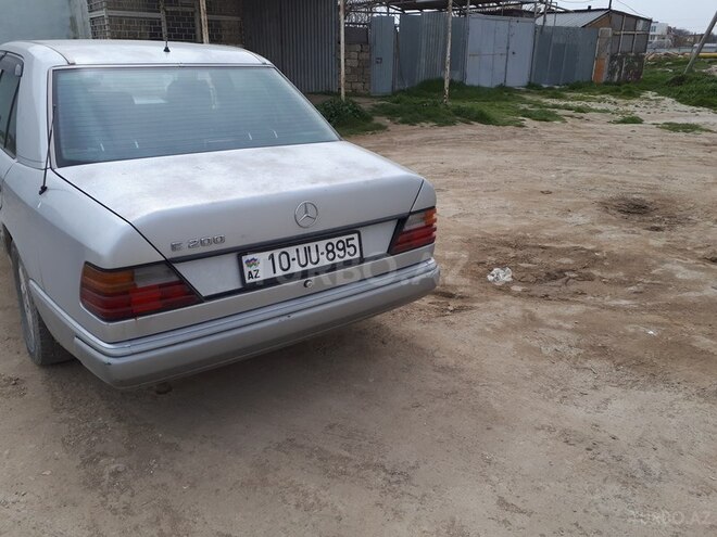 Mercedes E 200 1992, 450,000 km - 0.2 l - Bakı