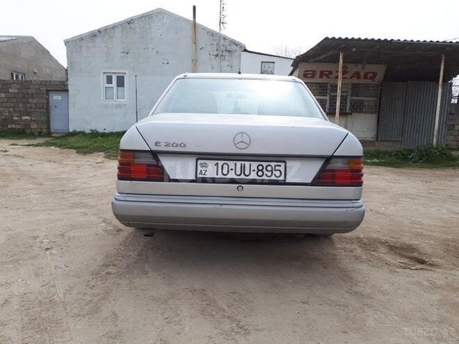 Mercedes E 200 1992, 450,000 km - 0.2 l - Bakı