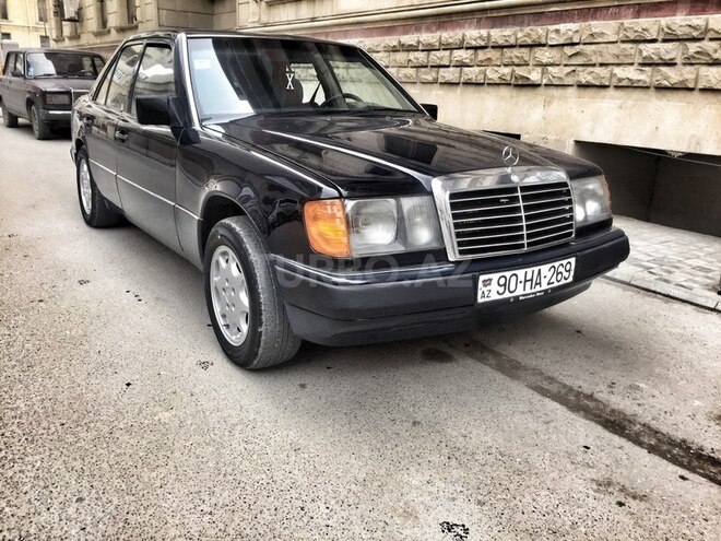 Mercedes E 200 1992, 321,120 km - 2.0 l - Bakı