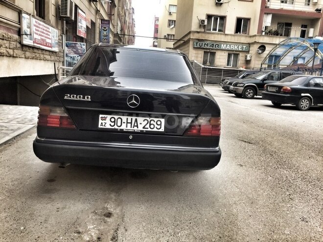 Mercedes E 200 1992, 321,120 km - 2.0 l - Bakı