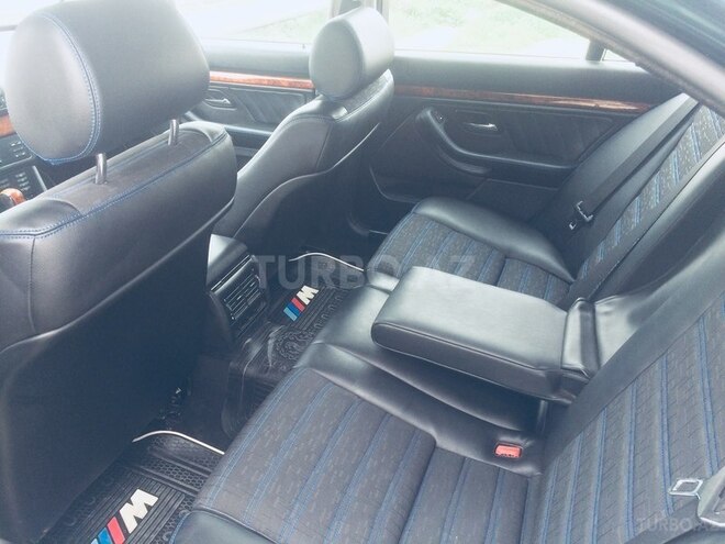 BMW 523 1998, 280,000 km - 2.5 l - Bakı