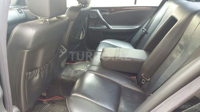 Mercedes C 220 2000, 285,000 km - 2.2 l - Bakı