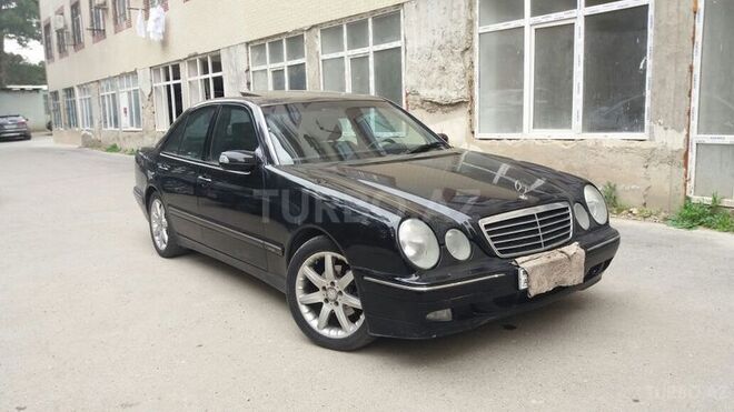 Mercedes C 220 2000, 285,000 km - 2.2 l - Bakı
