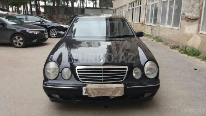 Mercedes C 220 2000, 285,000 km - 2.2 l - Bakı