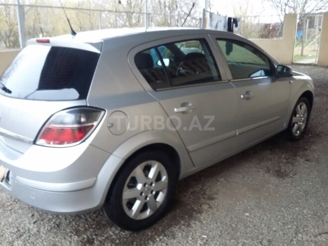Opel Astra 2004, 199,000 km - 1.8 л - Bakı