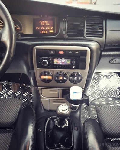 Opel Vectra 2001, 218,000 km - 1.6 л - Bakı