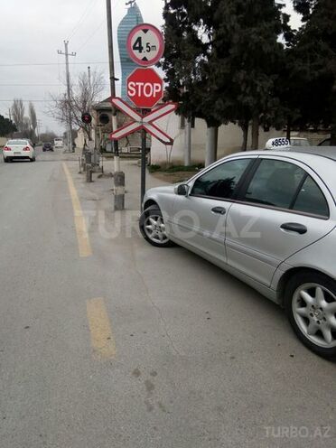 Mercedes C 200 2001, 40,500 km - 2.0 л - Bakı