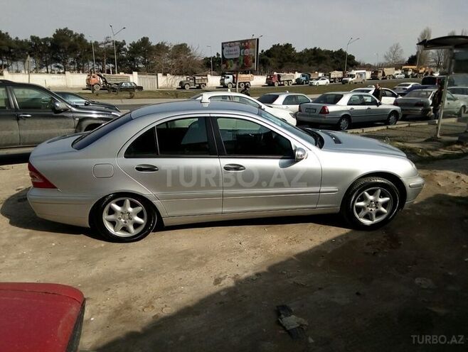 Mercedes C 200 2001, 40,500 km - 2.0 л - Bakı