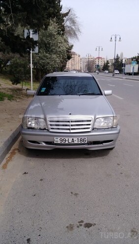 Mercedes C 220 1995, 285,000 km - 2.2 л - Bakı
