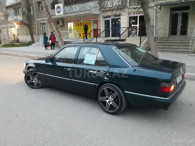 Mercedes E 300 1995, 247,000 km - 3.0 л - Gəncə