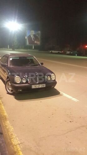 Mercedes E 200 1996, 150,000 km - 2.0 л - Göygöl