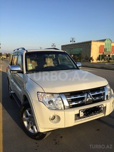 Mitsubishi Pajero 2008, 139,500 km - 3.0 л - Bakı