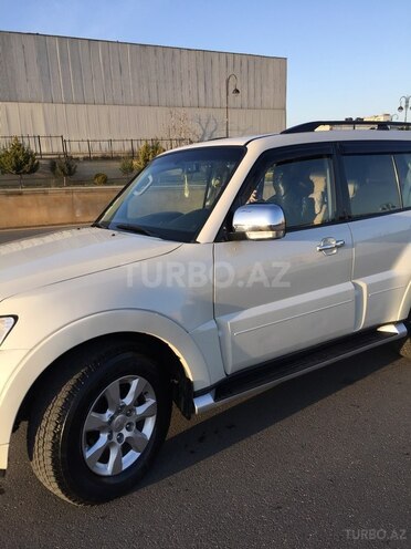 Mitsubishi Pajero 2008, 139,500 km - 3.0 л - Bakı