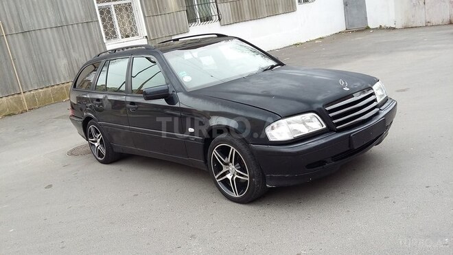 Mercedes C 180 1999, 266,000 km - 1.8 л - Bakı