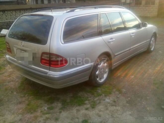 Mercedes E 220 2000, 373,000 km - 2.2 l - Qəbələ