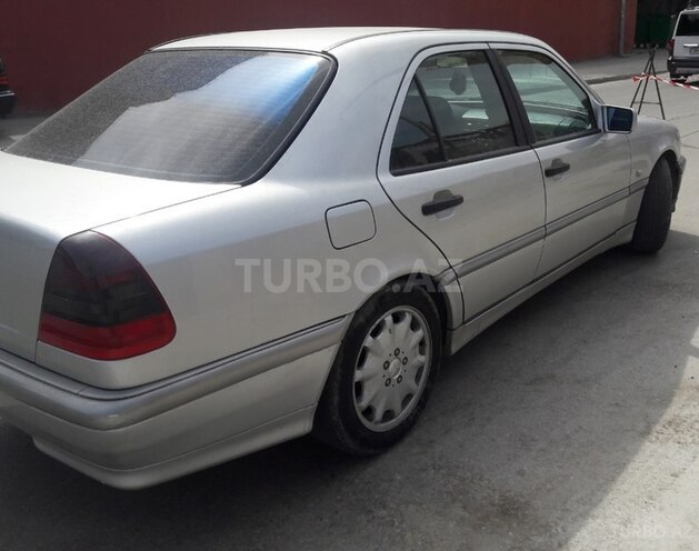 Mercedes C 180 1997, 245,000 km - 1.8 л - Bakı