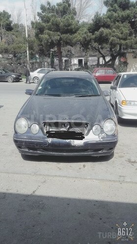 Mercedes E 240 2000, 296,000 km - 2.4 l - Sumqayıt