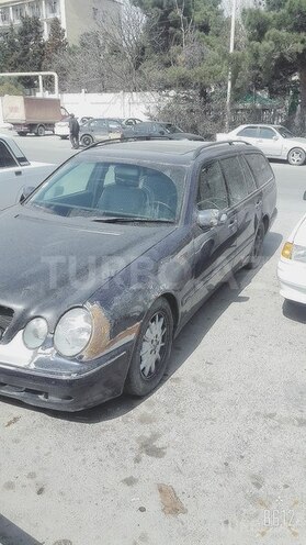 Mercedes E 240 2000, 296,000 km - 2.4 l - Sumqayıt