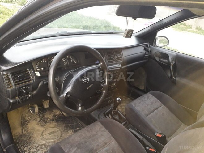 Opel Vectra 1998, 420,000 km - 1.6 l - Bakı