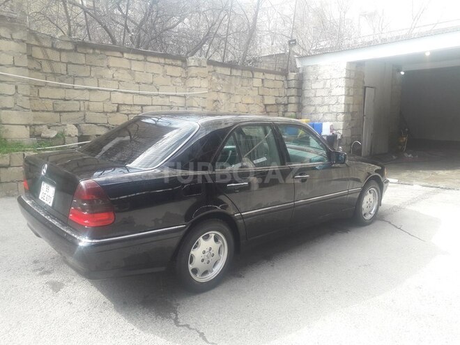 Mercedes C 230 1999, 234,000 km - 2.3 l - Bakı