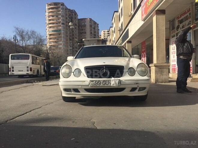 Mercedes E 220 2000, 350,000 km - 2.0 l - Bakı