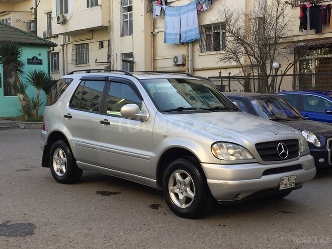 Mercedes ML 320 1998, 124,400 km - 3.2 l - Bakı