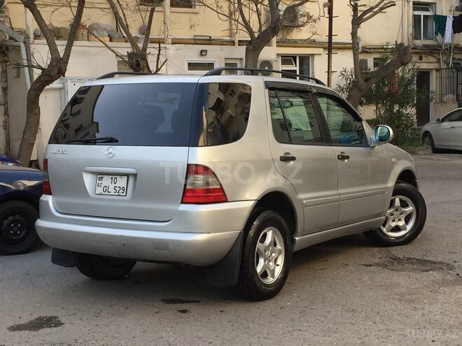 Mercedes ML 320 1998, 124,400 km - 3.2 l - Bakı