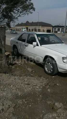 Mercedes  1985, 350,000 km - 2.0 л - Bakı