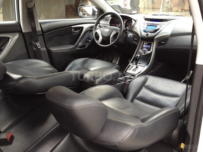 Hyundai Elantra 2012, 83,000 km - 1.8 l - Bakı