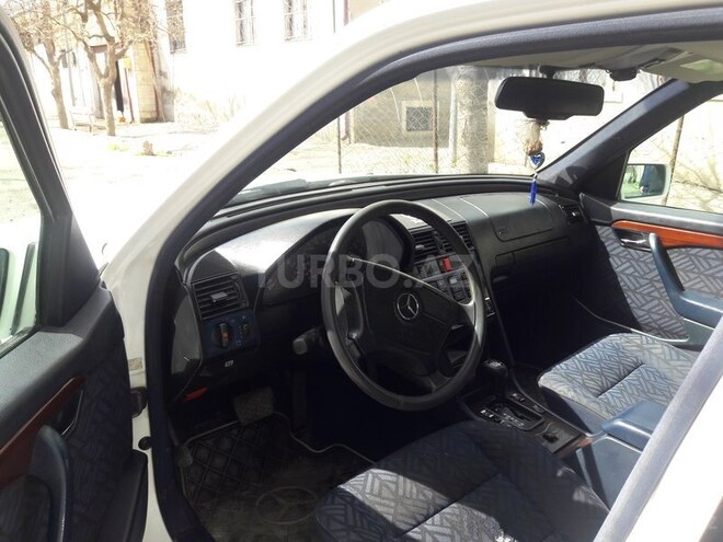 Mercedes C 200 1995, 234,567 km - 2.0 l - Gəncə