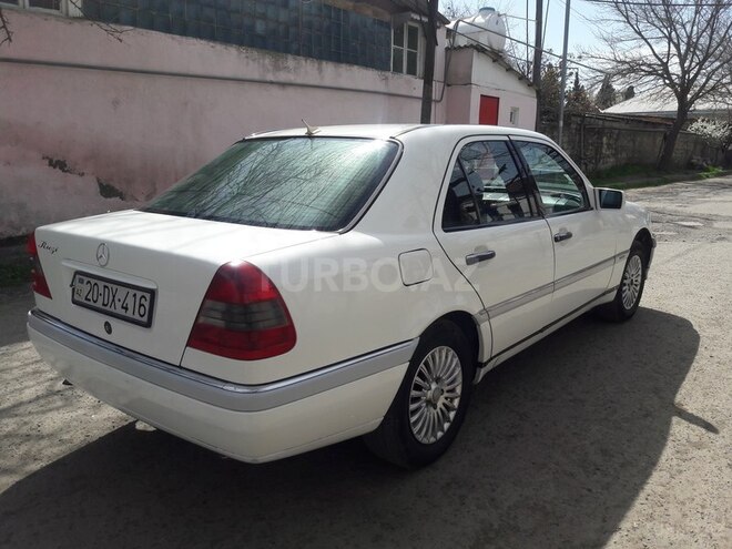 Mercedes C 200 1995, 234,567 km - 2.0 l - Gəncə