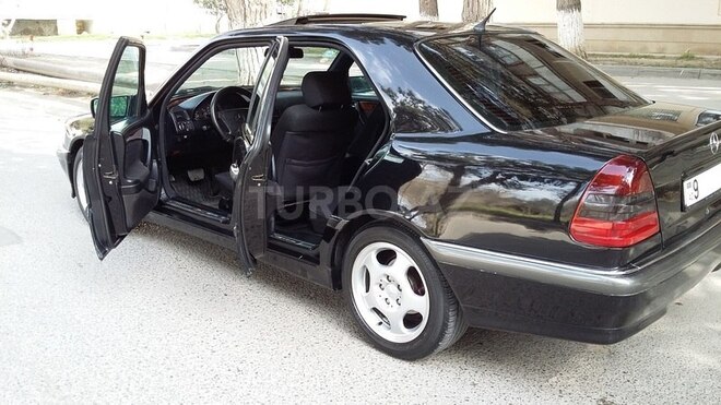 Mercedes C 180 1997, 220,000 km - 1.8 l - Bakı